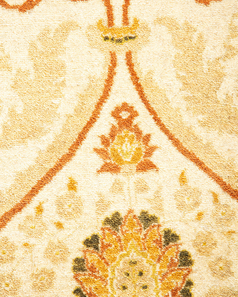 Lincoln, One-of-a-Kind Hand-Knotted Area Rug, Ivory, 8' 2"x10' 5"
