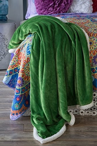 Large Extra Plush Sherpa Throw Blanket 68X54, Solid Emerald Green