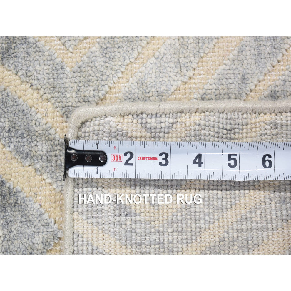 Light Gray Modern Design Silk With Textured Wool Hand Knotted Mat Rug, 2'x3'