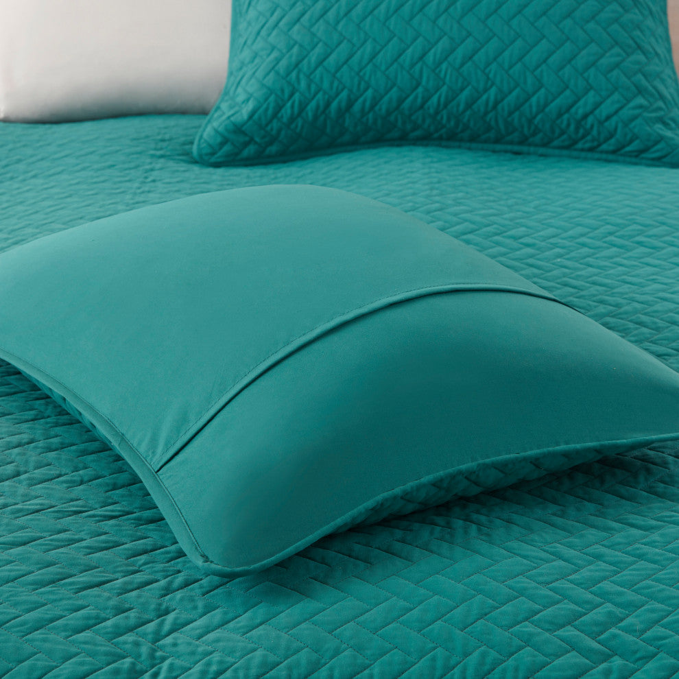 Hampton Hill Velvet Touch Herringbone Oversize 3-Piece Coverlet, Teal, Queen