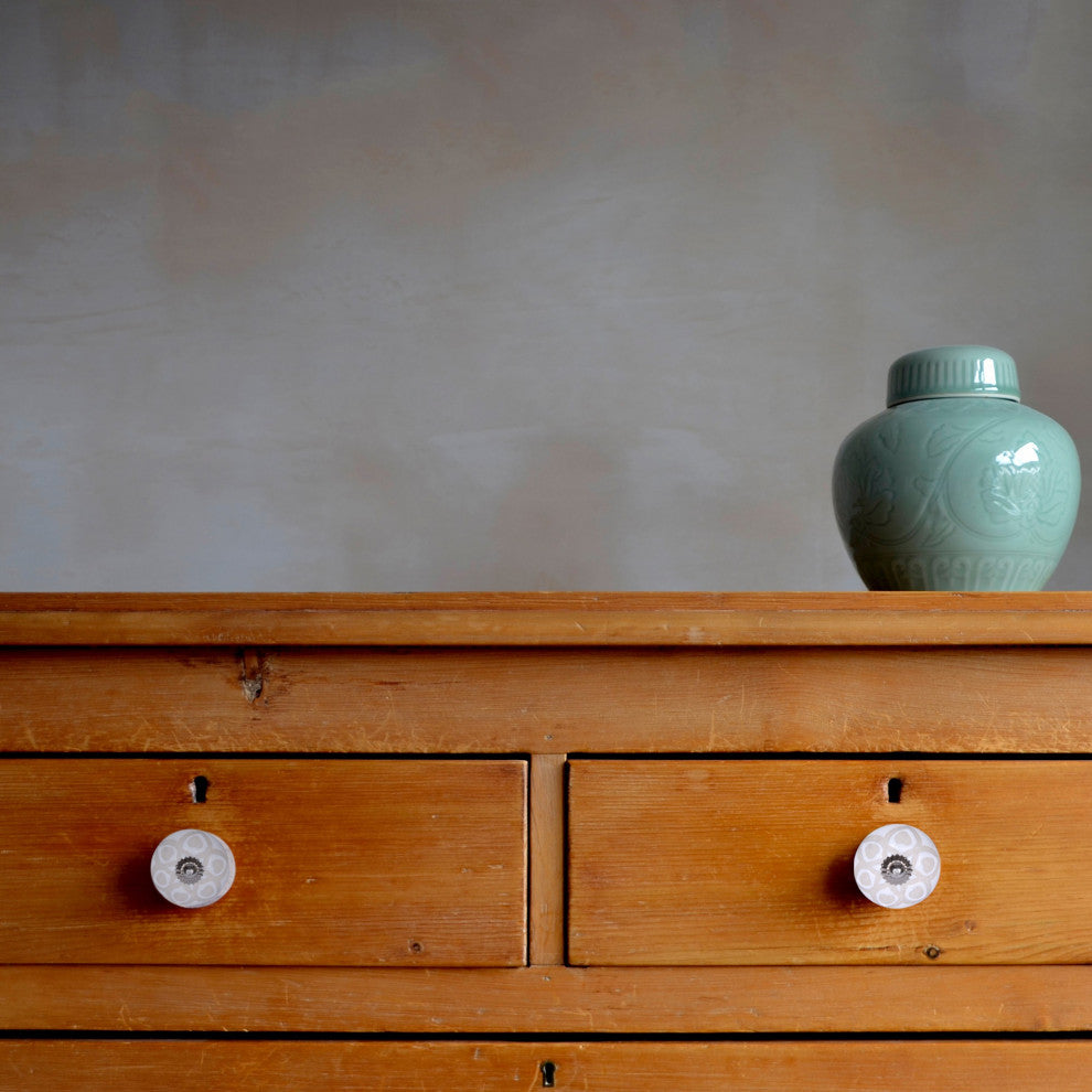 Set of 12 Vintage White and Beige Circles Ceramic Knobs