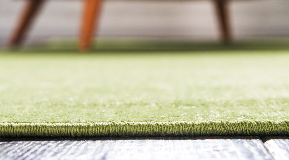 Unique Loom Green Solid Williamsburg 4' 0 x 6' 0 Area Rug