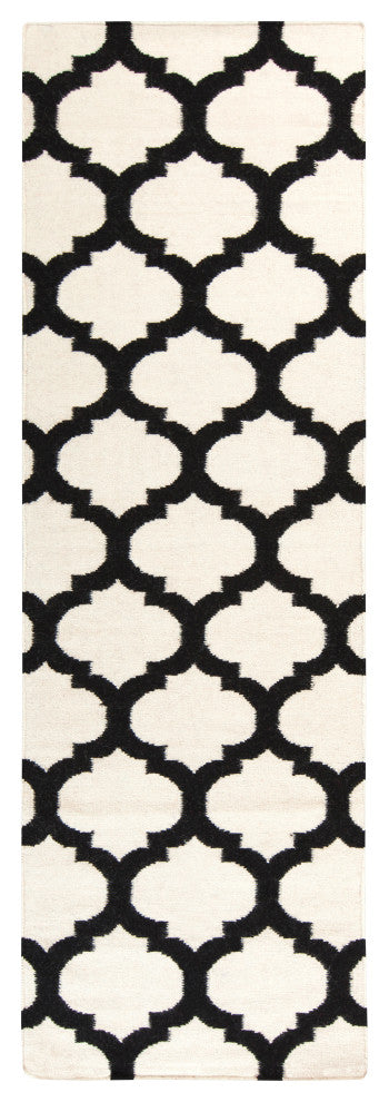 Surya Frontier FT-546 8' x 11' Rug