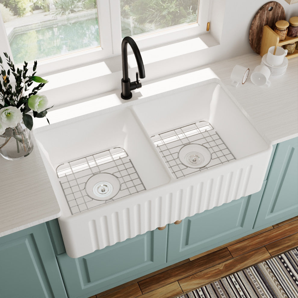 33'' x 18" White Farmhouse Ceramic Kitchen Sink,Reversible Double Bowl Sink