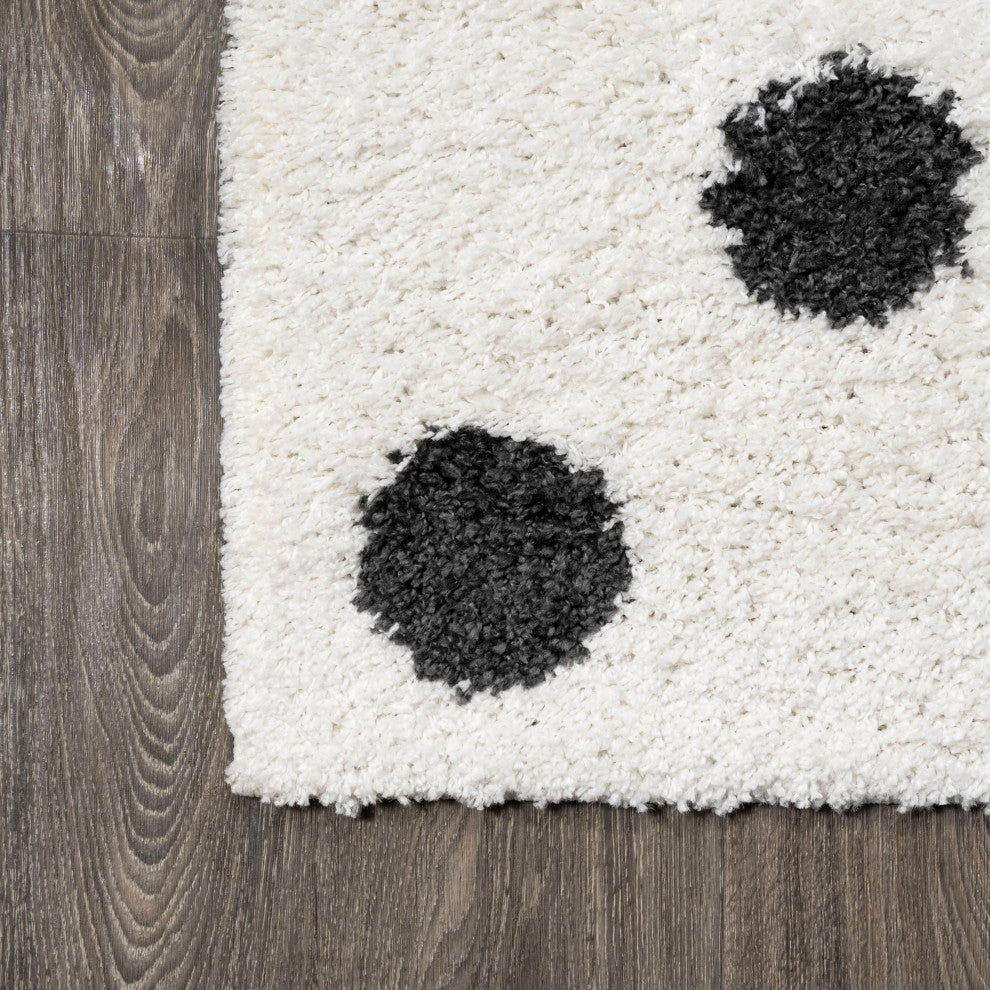 Pere Modern Charcoal Dot Shag, White/Black, 5'x8'