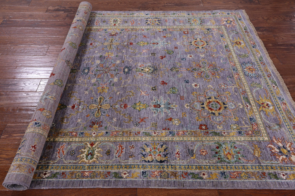 Persian Tabriz Hand-Knotted Rug 5' 6" X 7' 11" Q7549