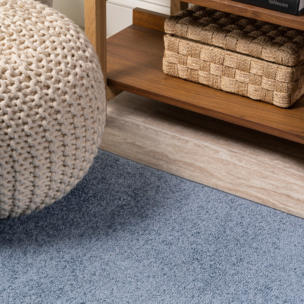 Haze Solid Low-Pile Classic Blue 8' Round Area Rug