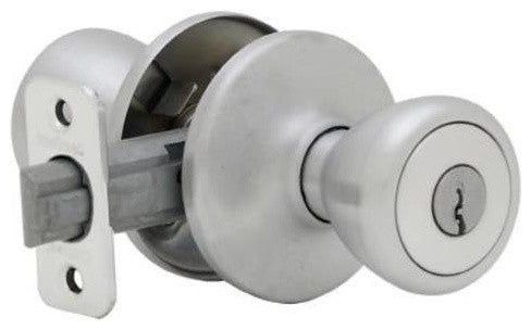 Kwikset Entry Knob Lock, Satin Chrome, 2-3/8"-2-3/4"