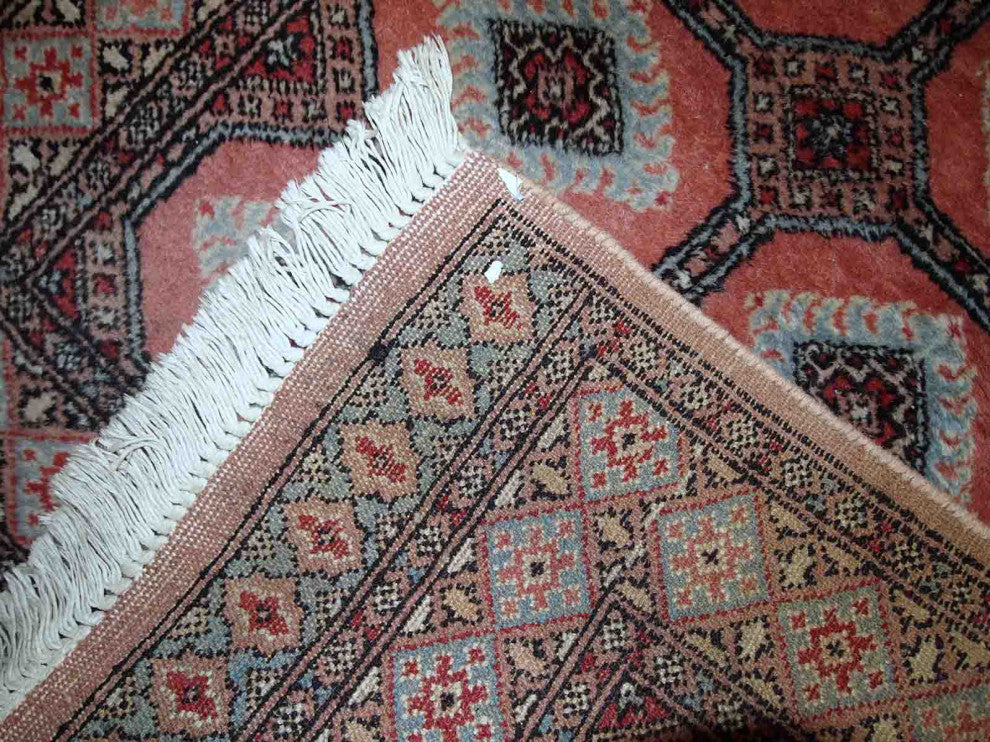 Handmade vintage Uzbek Bukhara rug 2.6' x 3.8' (81cm x 118cm) 1960s