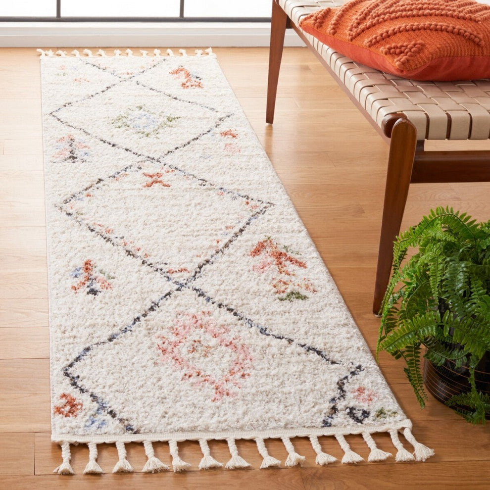 Safavieh Chapel Collection CHP400A Rug, Ivory/Black, 2'2"x8'