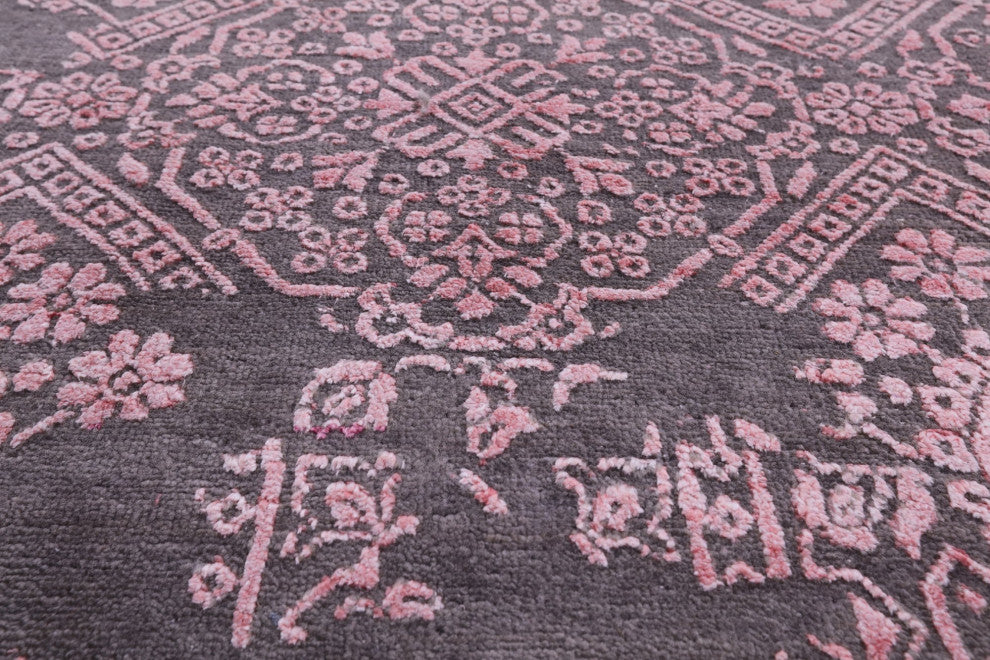 10' Round Persian Hand Knotted Wool and Silk Rug Q6758