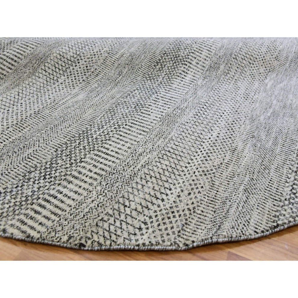 Bright Gray Hand Knotted Grass Design Round Pure Undyed Wool Rug, 7'9"x7'9"