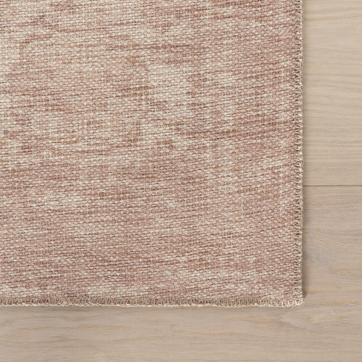 Nuloom Myrelia Traditional Floral and Paisley Indoor Washable Rug, Pea
