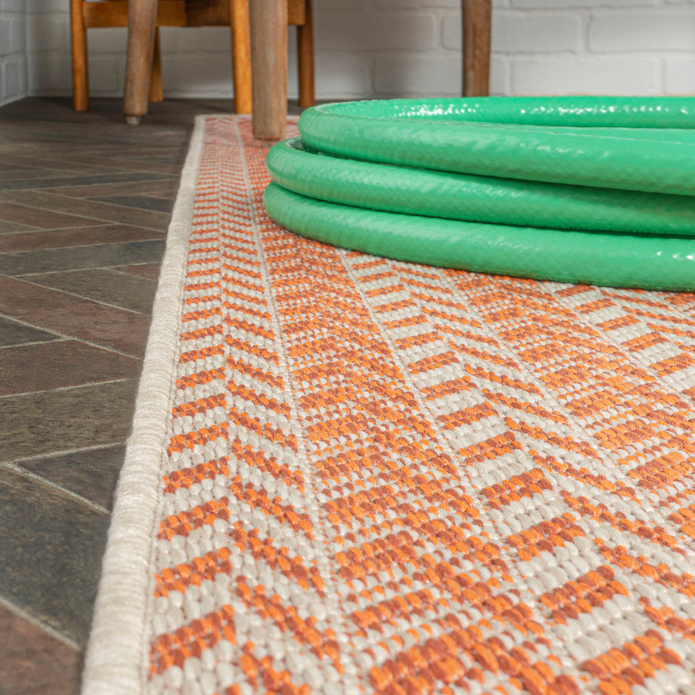 Chevron Modern Concentric Squares Indoor/Outdoor Area Rug, Orange/Cream, 3 X 5