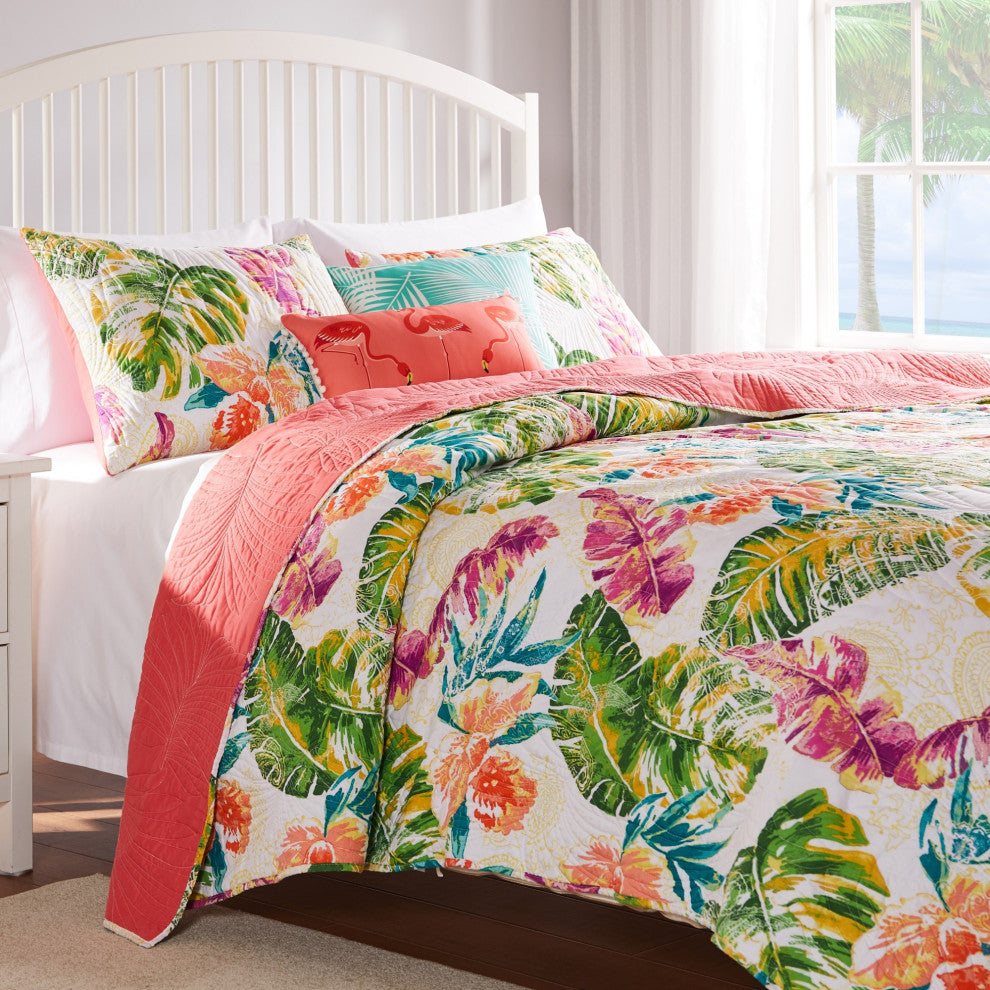 Greenland Home Fashions Tropics Quilt and Pillow Sham Set, Coral Twin