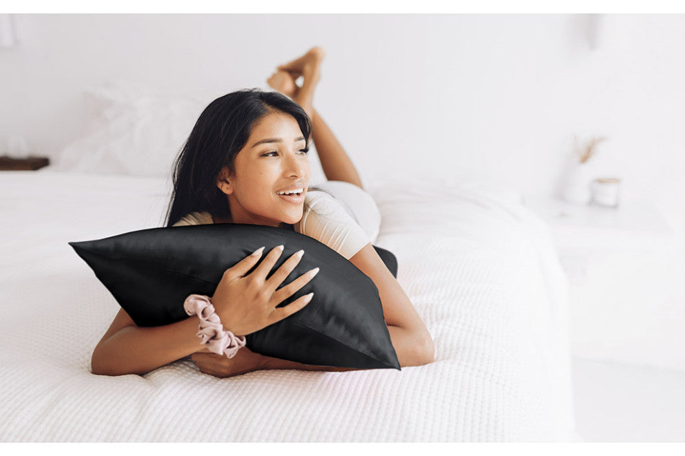 Madison Park Silk 100% Mulberry Silk Pillowcase, Black