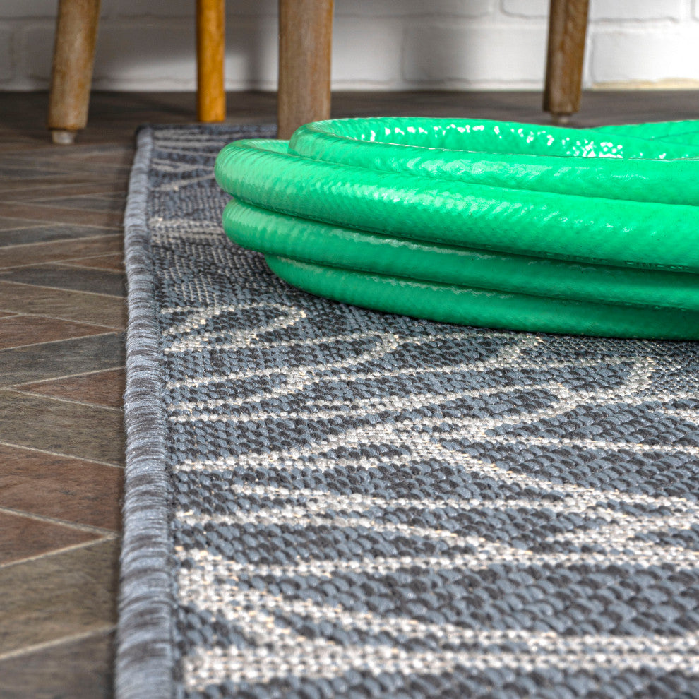 Bahamas Modern All-Over Floral Indoor/Outdoor Area Rug, Navy/Gray, 3x5