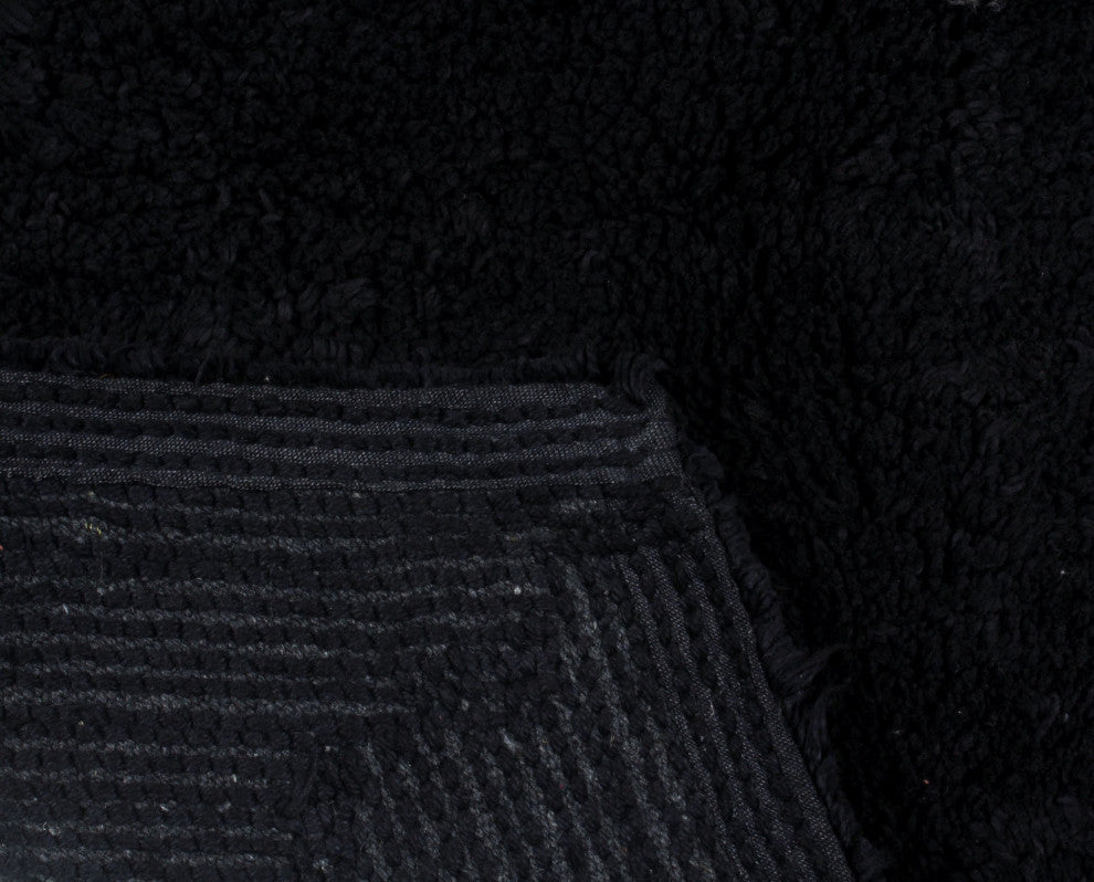 Waterford Collection Tufted Bath Rug, 3-Piece Set With Runner, Black
