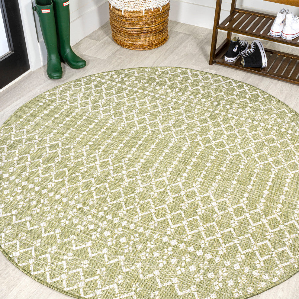Ourika Moroccan Geometric Indoor/Outdoor Rug, Light Green/Cream, 5' Round