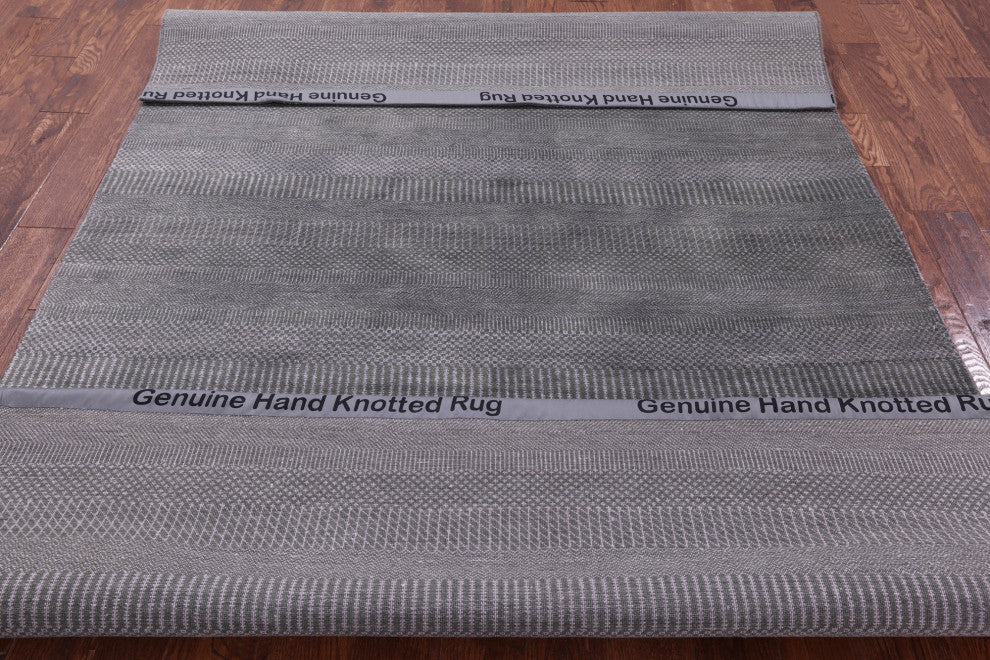 6' 0" X 9' 2" Savannah Grass Wool and Silk Hand Knotted Rug Q11384