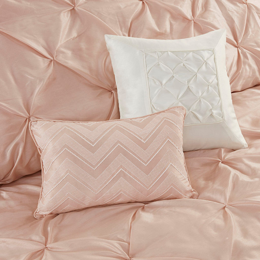 Madison Park Essentials Joella 24 Piece Room, a Bag, Blush