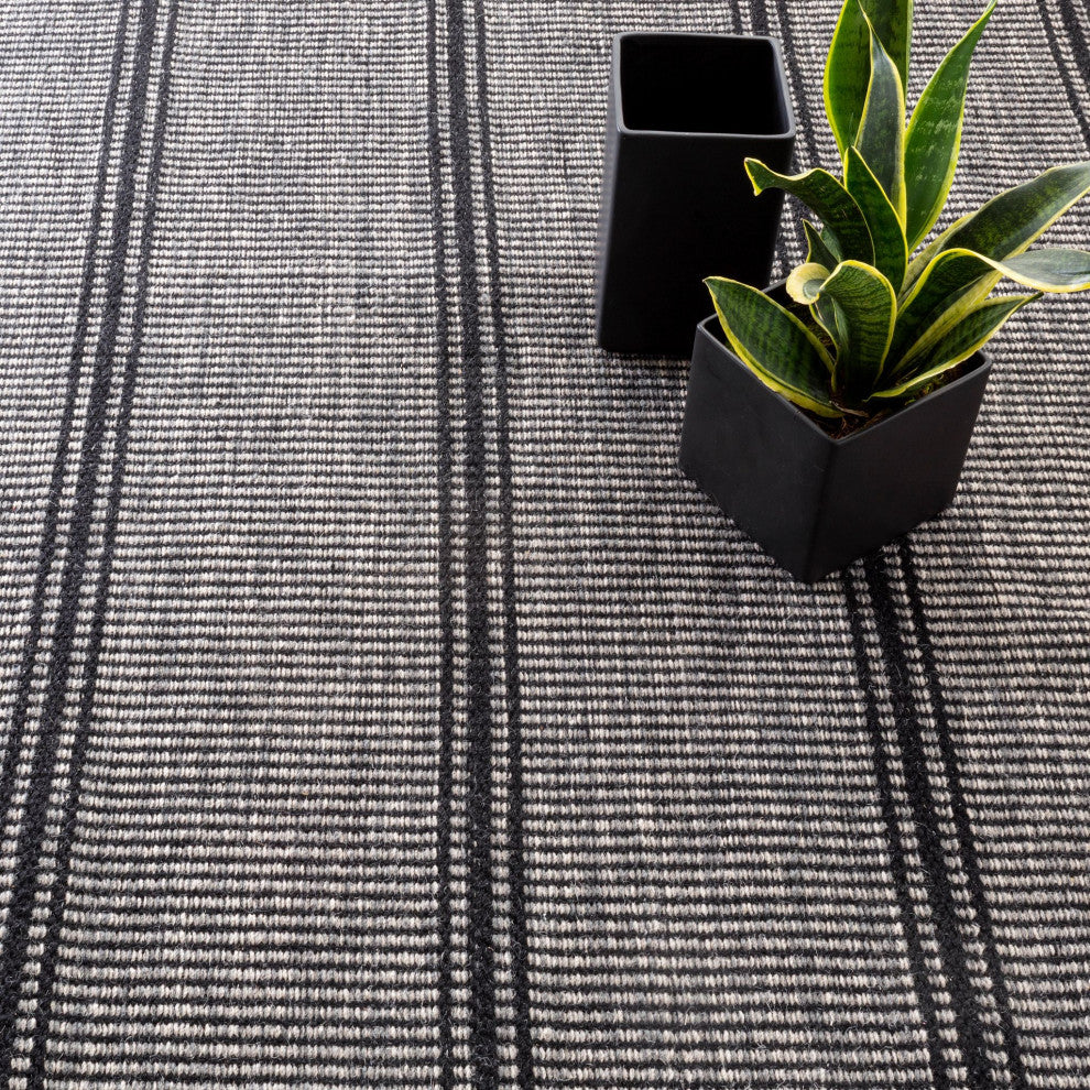 Dash & Albert Malta Black Handwoven Wool Rug, Grey, 6' x 9'