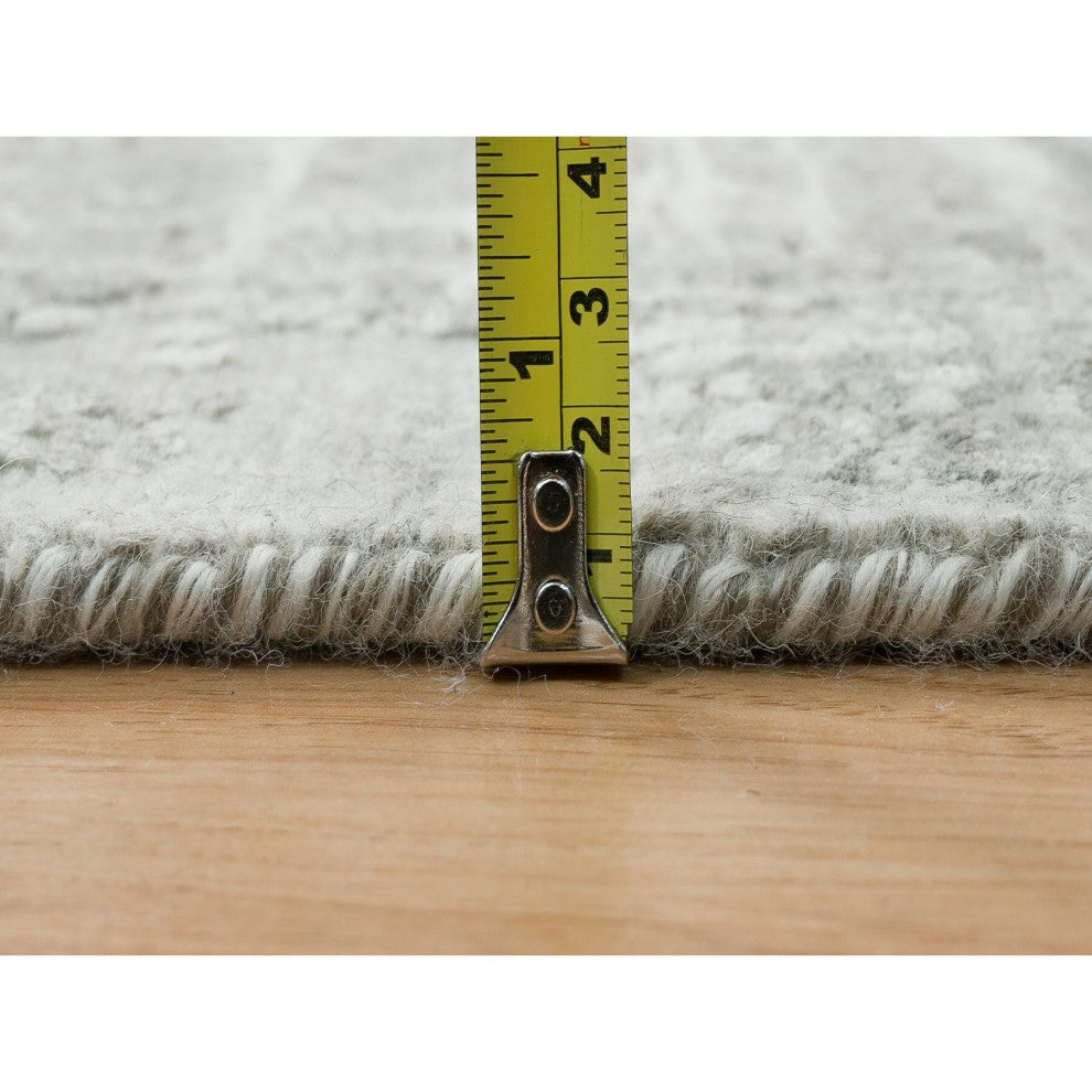 Light Gray Modern Design Natural Wool Hand Knotted Square Oriental Rug 6'2"x6'2"