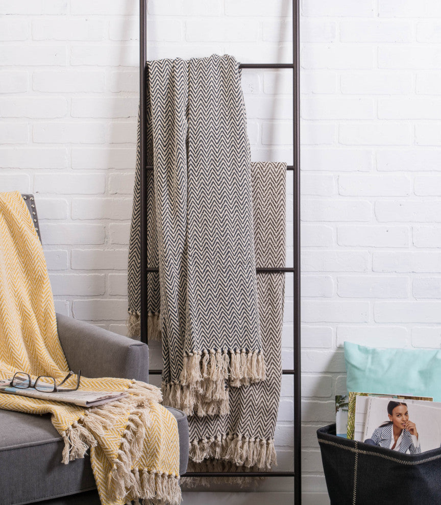 Tango Red Chevron Handloom Throw