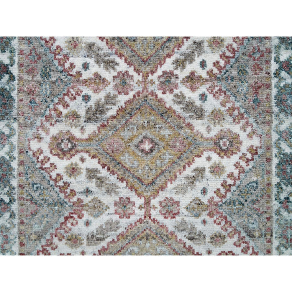 Vista White Hand Knotted Unique Flower Rosettes Border XL Runner Rug 2'7"x21'9"