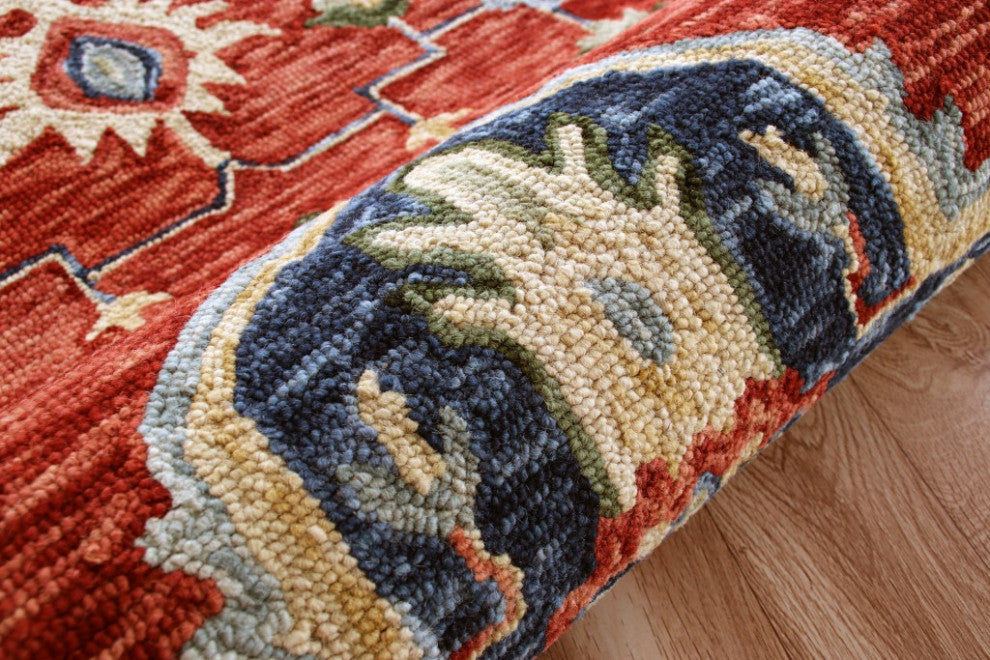 7" x 9" Red and Blue Floral Medallion Area Rug