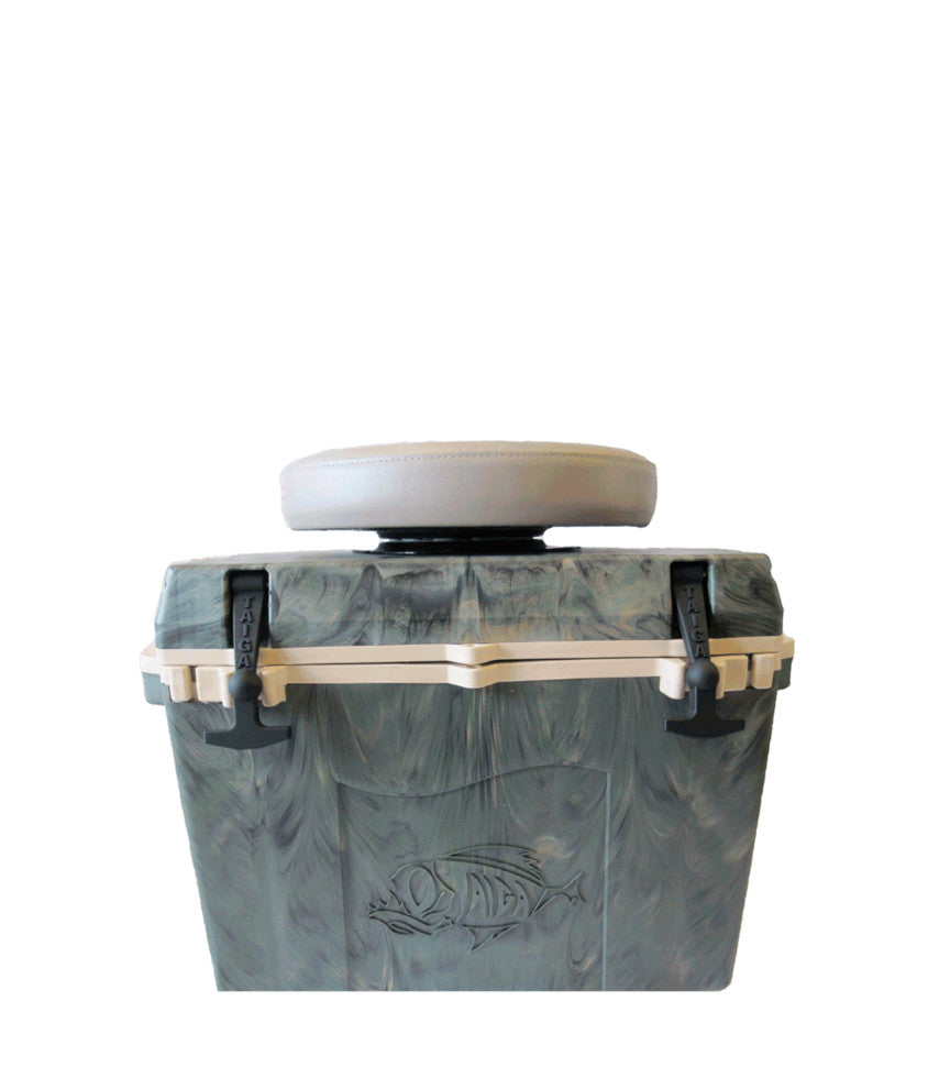 27 Qt Woodland Camo Cooler With Swivel Seat