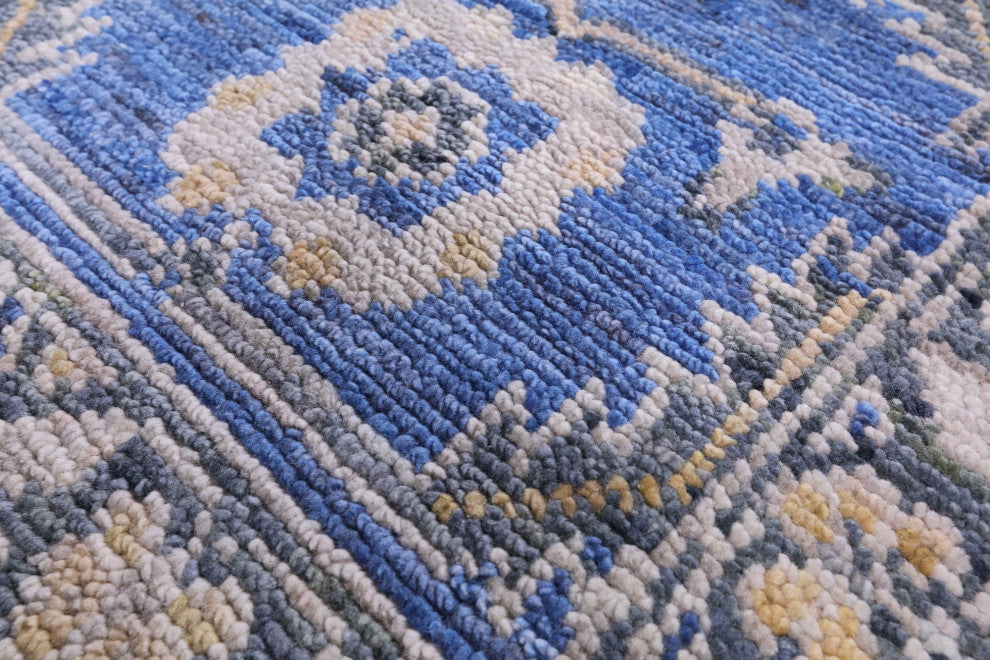 8' 11" X 12' 5" Persian Fine Serapi Hand-Knotted Wool Rug - Q13707