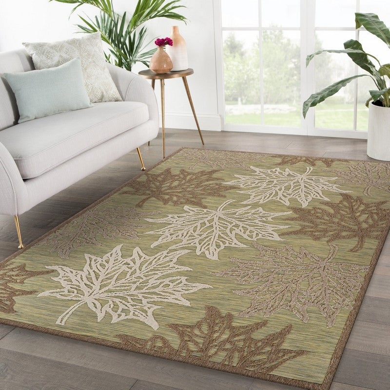 8'x10' Tan Maple Leaf Indoor/Outdoor Area Rug