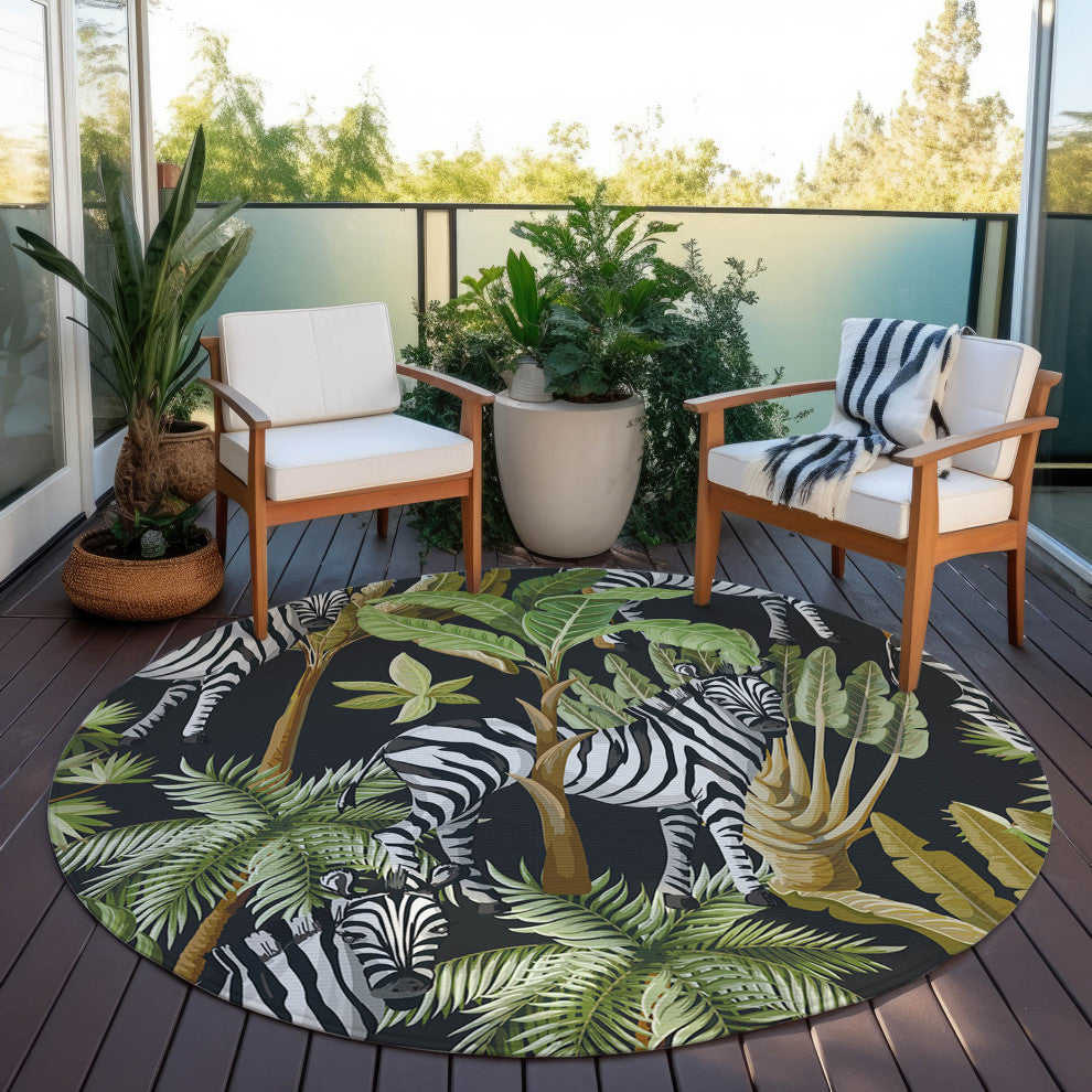 Indoor/Outdoor Tropics TC13 Black Machine Washable 8' x 8' Round Rug
