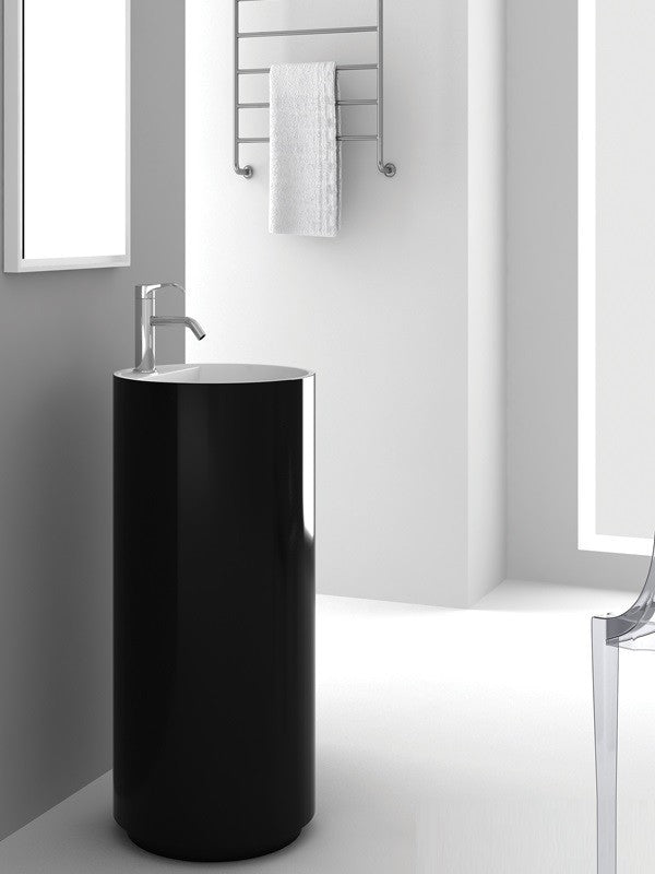 Fine Fixtures Crestview Pedestal, Black