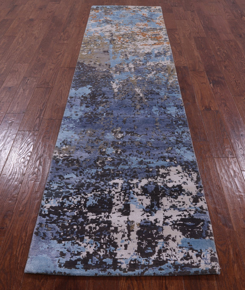 2' 7" X 10' 3" Hand Knotted Wool and Silk Abstract Runner Rug Q9428