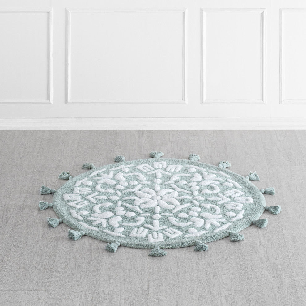 Cambridge Round Tufted Bath Mat With Tassels, Arctic/White