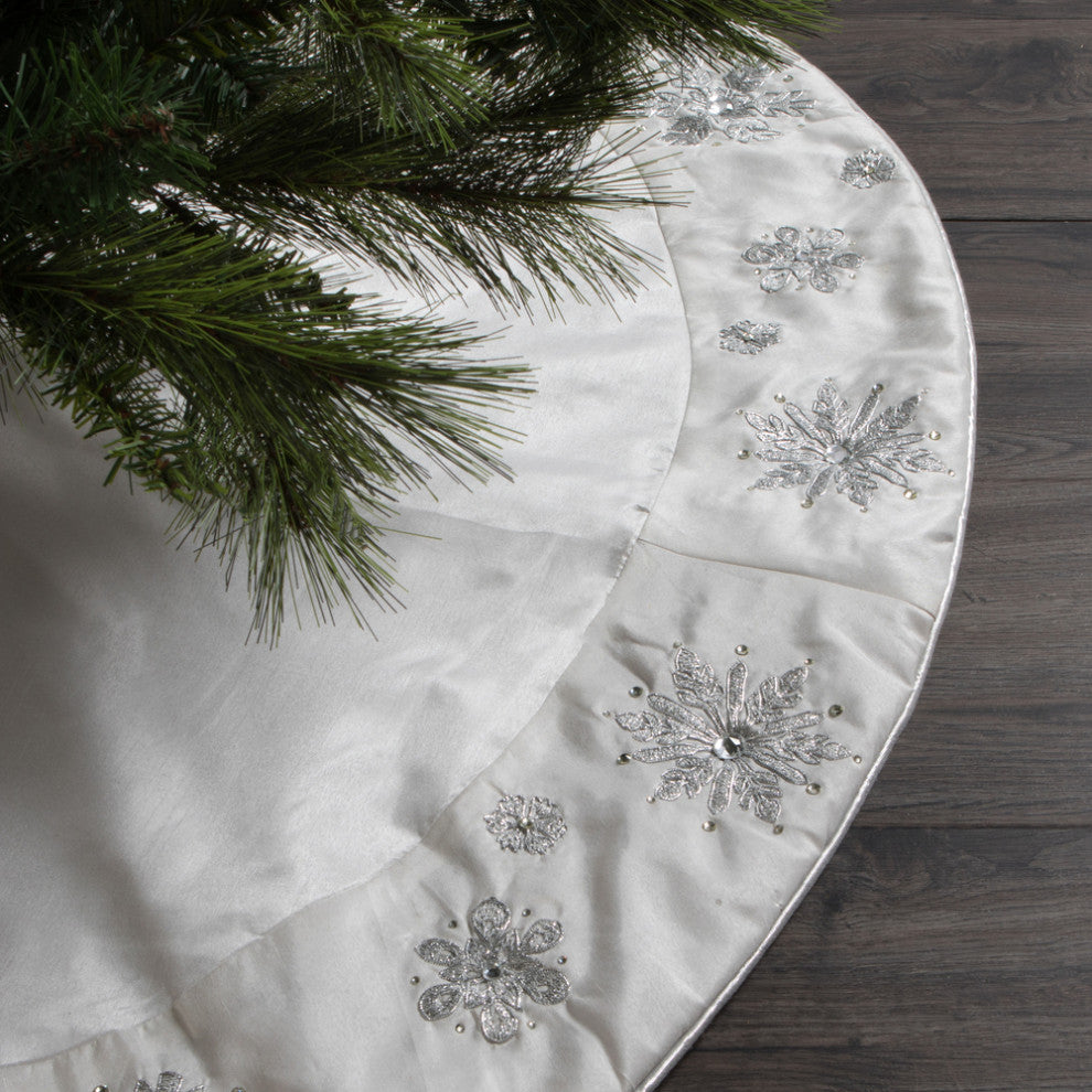 Snowflake Christmas Textile Collection , White, 52"