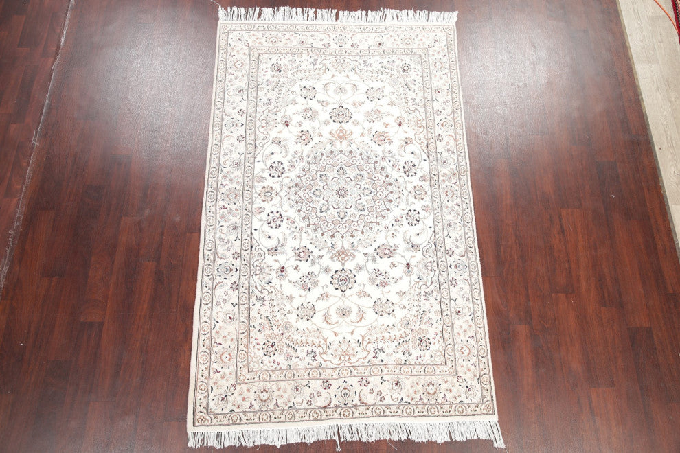 Nain Oriental Traditional Hand Made Persian Style Area Rug, White, 8'3"x5'1