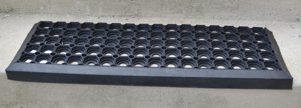 Hollow Rubber Step Mat