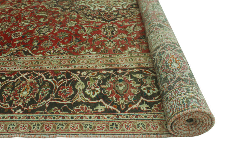 Fine Vintage Distressed Saima Red/Charcoal Rug, 7'10x12'0