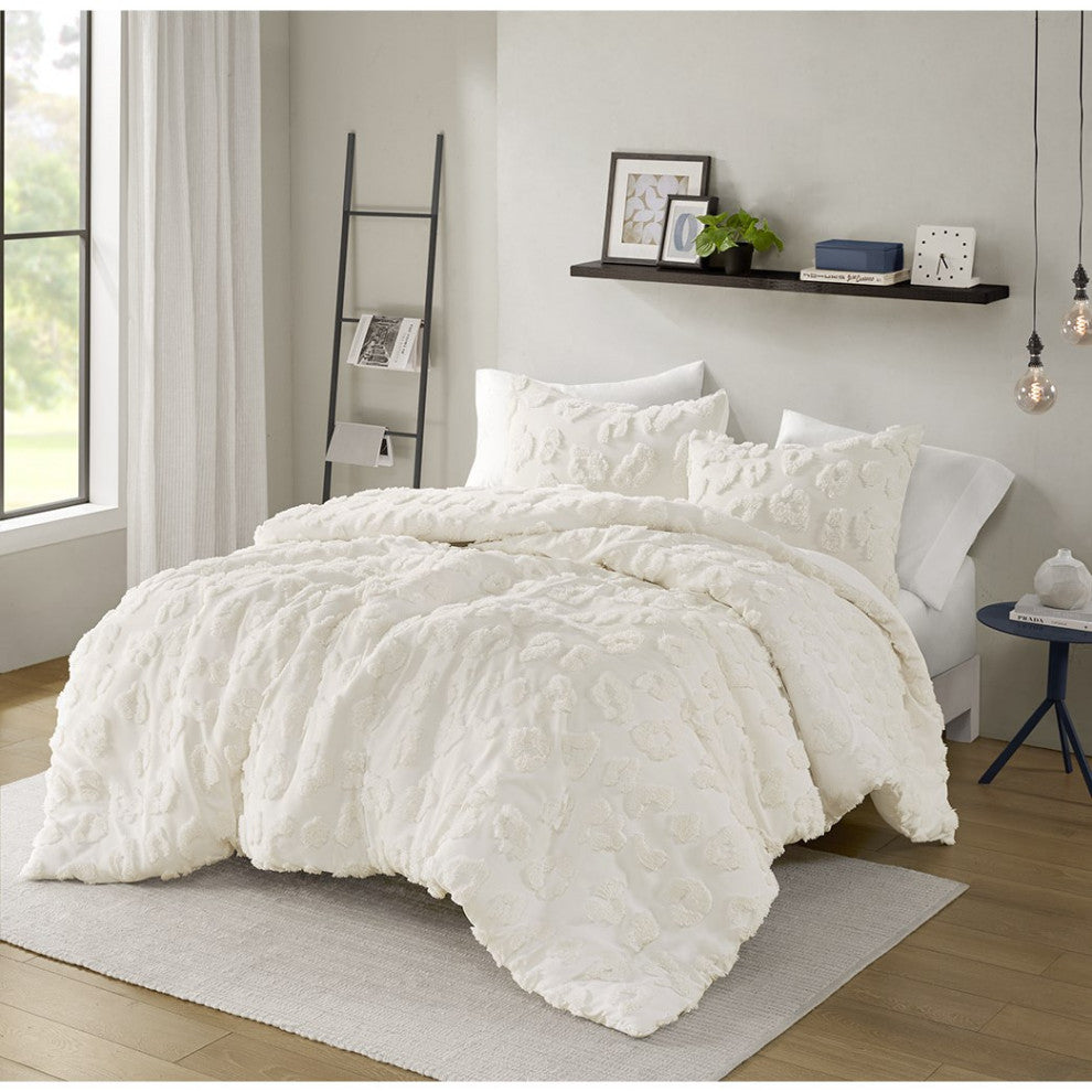 Intelligent Design Larissa Animal Chenille Duvet Cover Set, Off-White