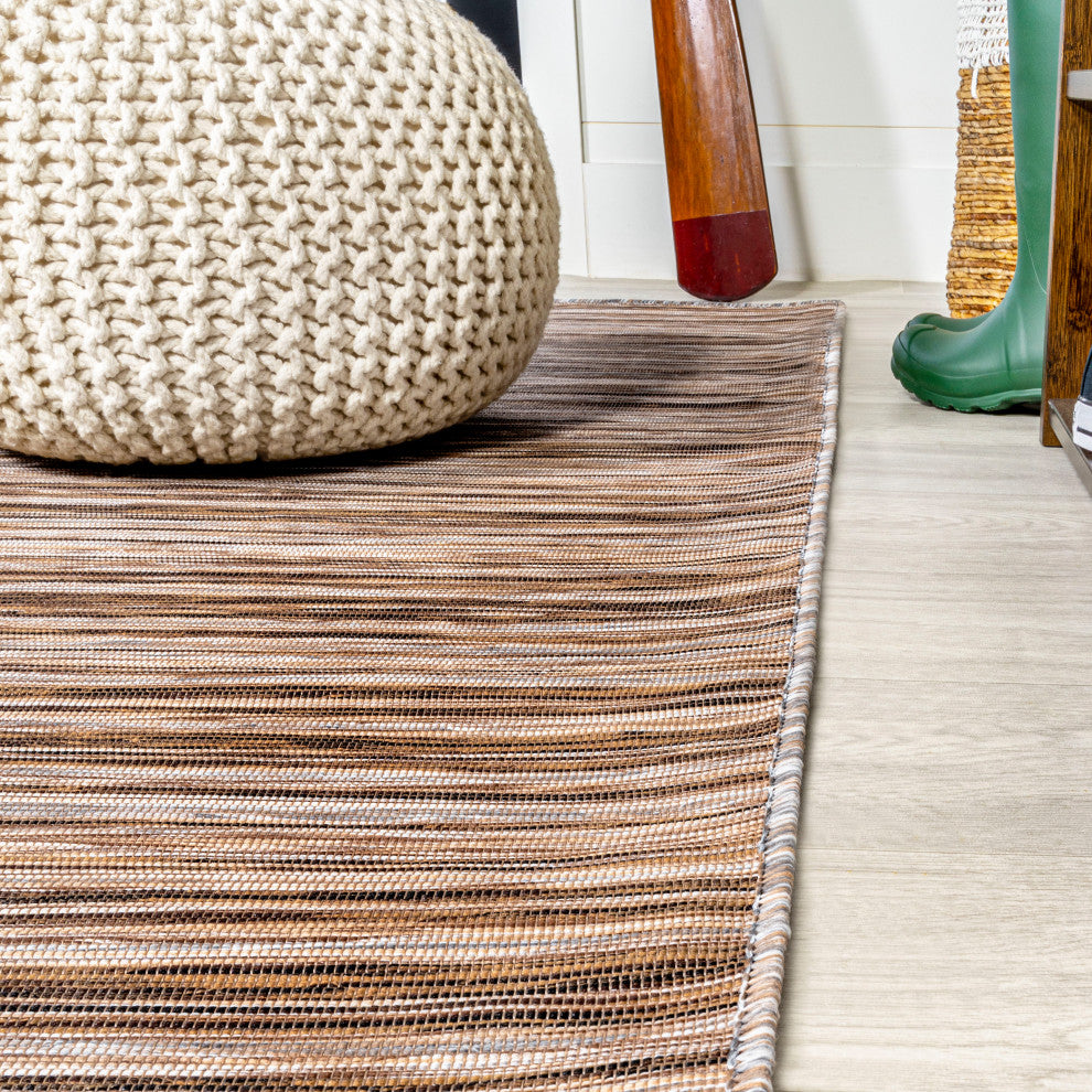Finn Modern Farmhouse Pinstripe, 6' Round