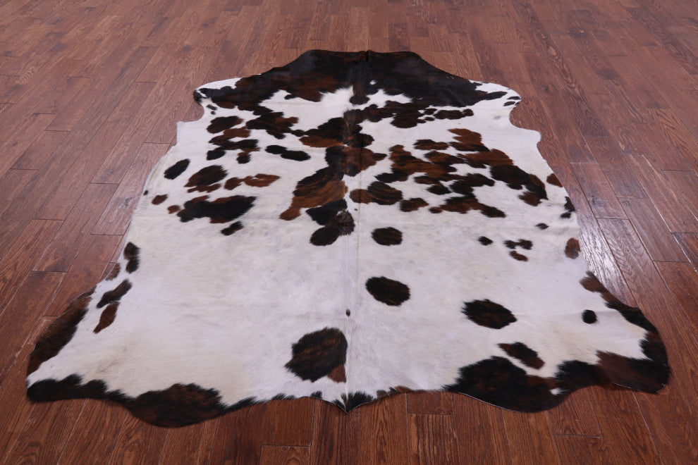 7' 2" X 6' 3" Natural Cowhide Rug C2306