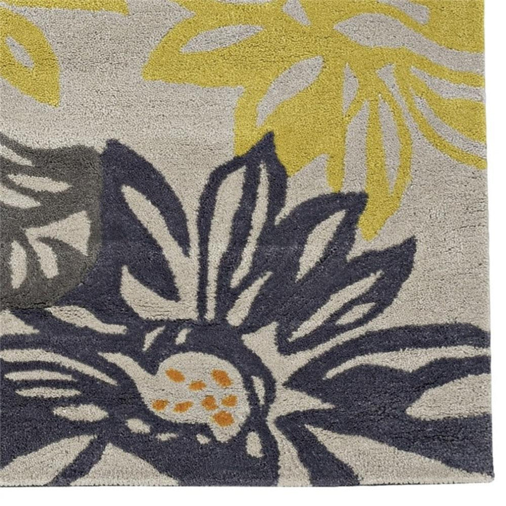 Linon Trio Benton Hand Tufted Polyester 5'x7' Rug in Gray
