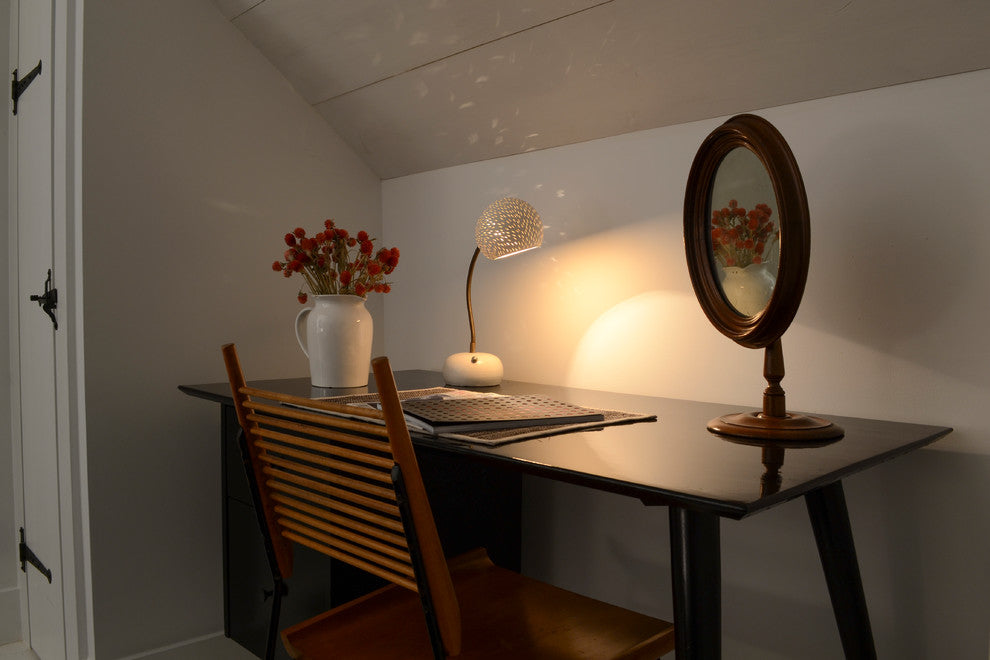 Porcupine Desk Lamp, White, Line Pattern