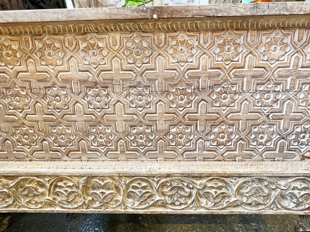 Carved White Wash Canopy Queen Daybed