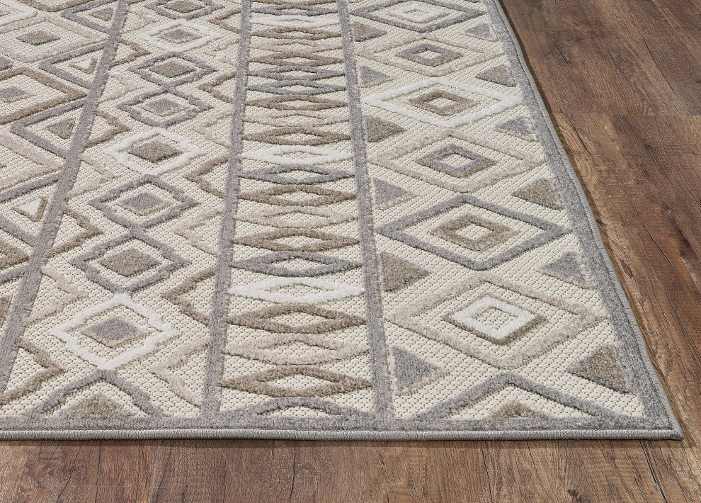 Calla Aztec Indoor/Outdoor Rug, Grey, 6'7 X 9'