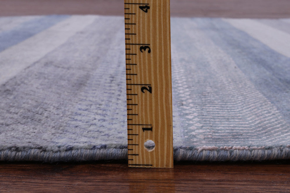 4' 1" X 6' 1" Wool and Silk Handmade Savannah Grass Rug Q11480