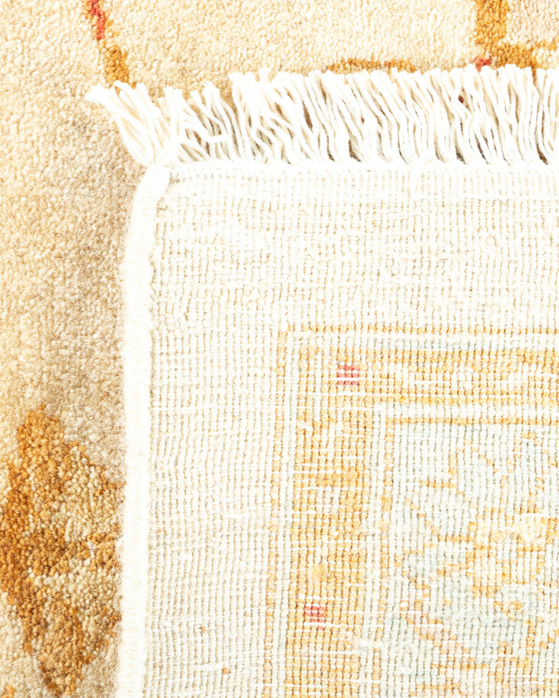 Alyssa, One-of-a-Kind Hand-Knotted Area Rug Ivory, 8'2"x10'4"